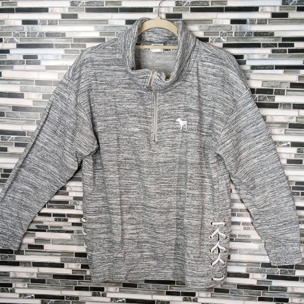 Victoria's Secret Pink S Gray 3/4 Zip-Up Sweatshirt Sweater Side Laced Comfort